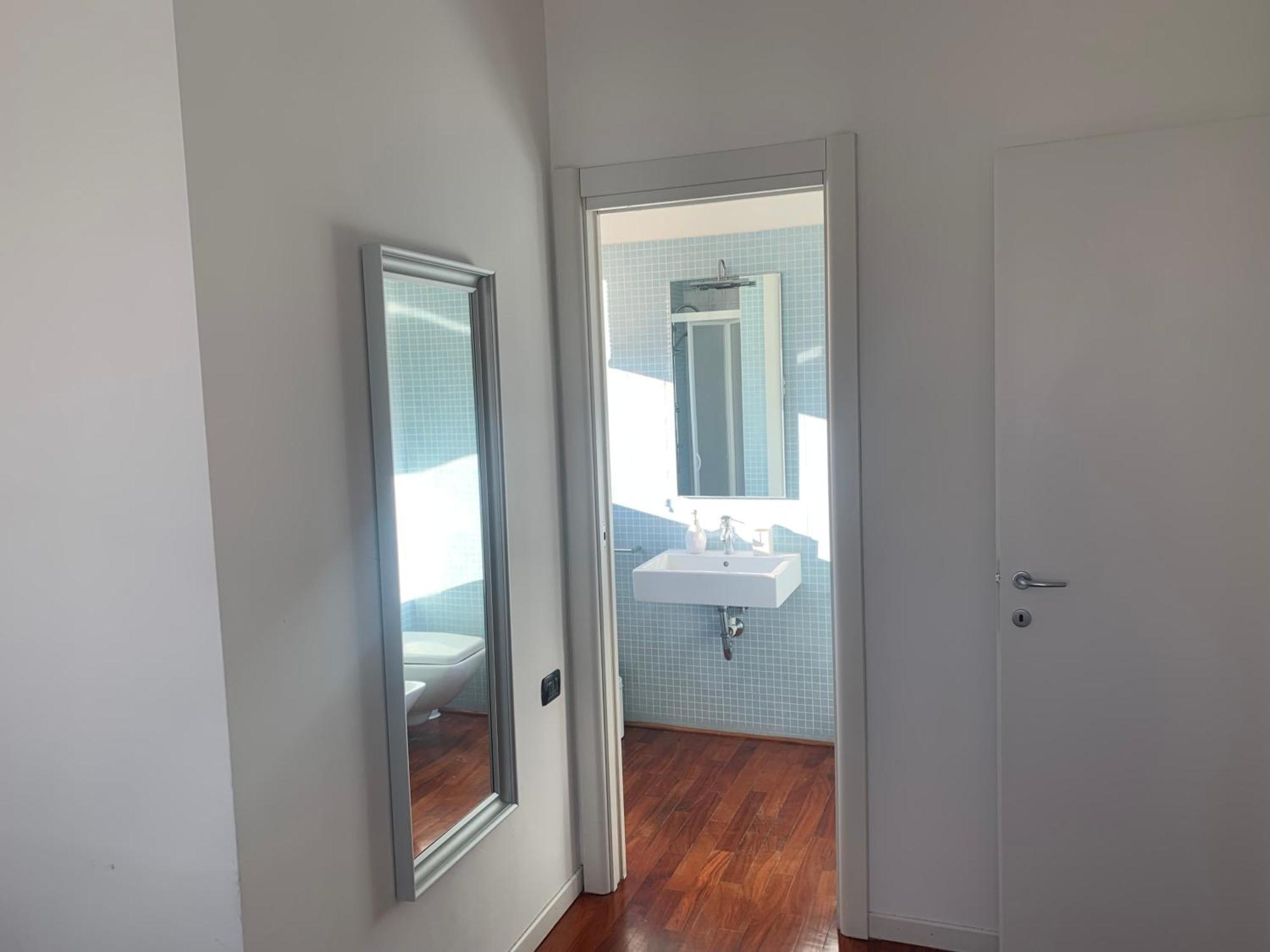 Apartment Attico Di Design Zona Navigli/moda,milano *