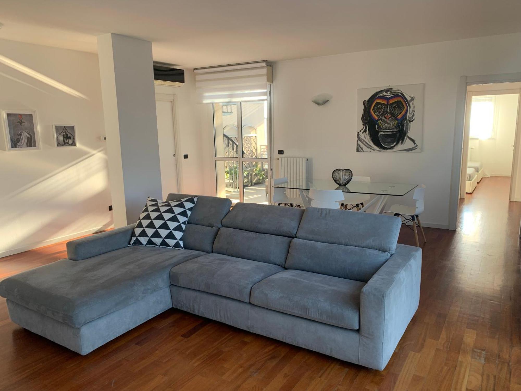 Apartment Attico Di Design Zona Navigli/moda,milano